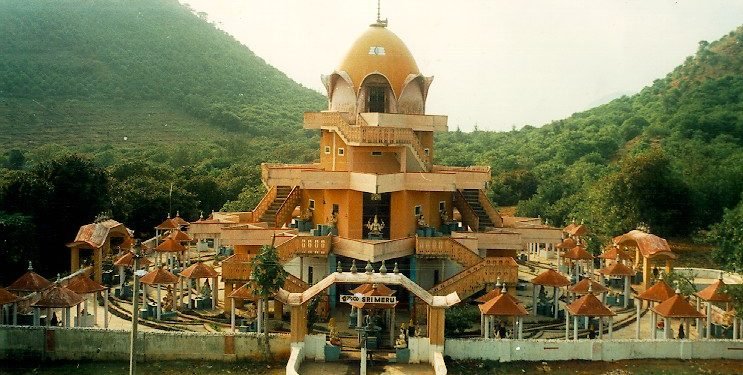 Sri Sahasrakshi Rajarajeswari Devi Temple Devipuram 37 Sri Sahasrakshi Rajarajeswari Devi Temple Devipuram