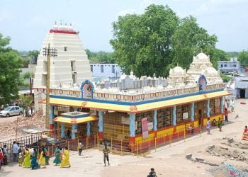 Kuravi Veerabhadra Swamy Temple Kuravi