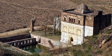 Gurdwara Chowa Sahib Pakistan