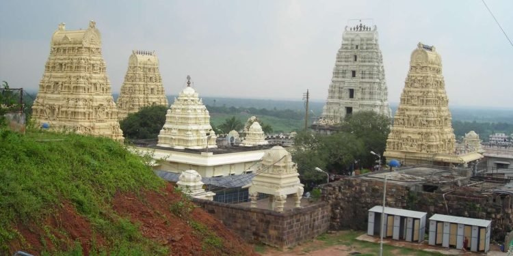 Sri Venkateswara Swamy Temple Dwaraka Tirumala 41 Sri Venkateswara Swamy Temple Dwaraka Tirumala