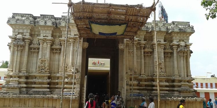Sri Vaitha Maanithi Perumal Temple Thirukkolur